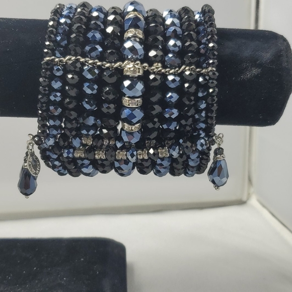 Ali khan 11 row beaded blue/black opened bracelet - Picture 3 of 6
